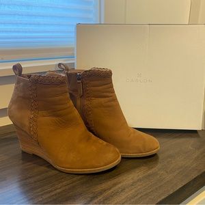 Caslon Whitney Leather Wedge Bootie Sz 8.5 EUC